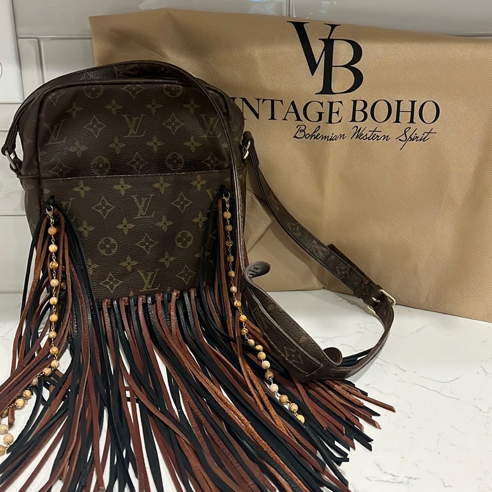 Louis Vuitton Crossbody bag